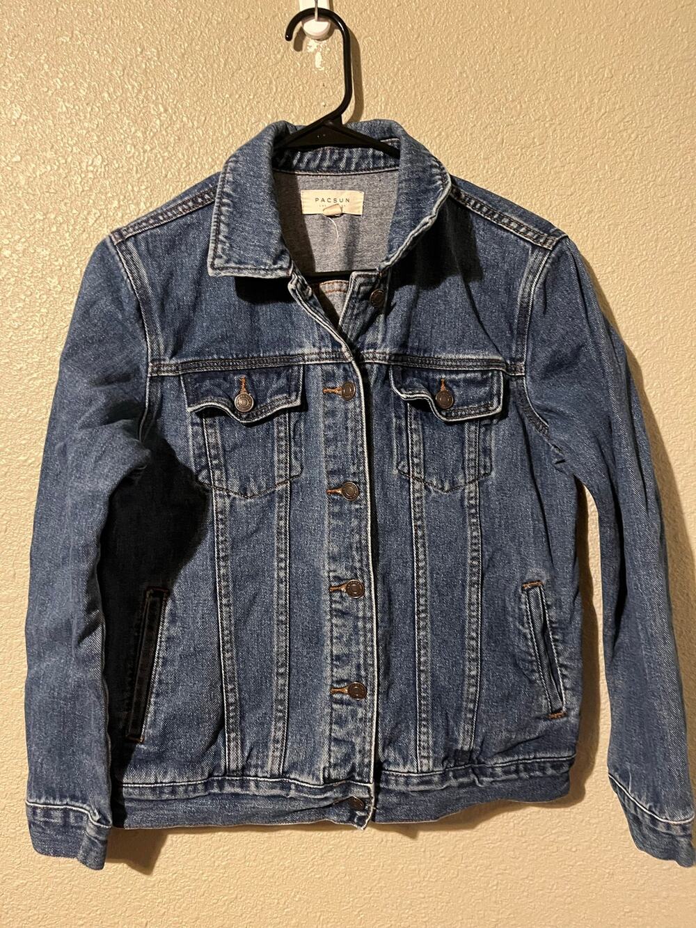 Pacsun women’s jean jacket size medium